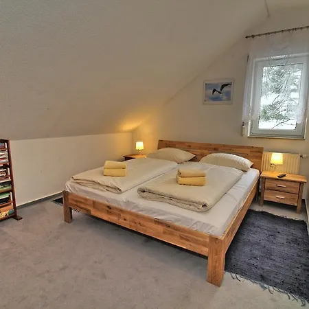 Διαμέρισμα Grosse Ferienwohnung In *