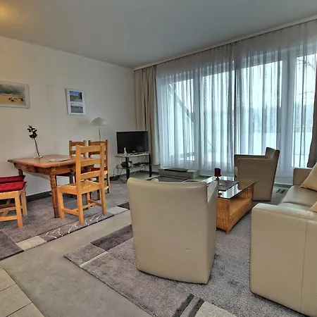 Grosse Ferienwohnung In Διαμέρισμα Glowe