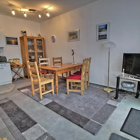 Grosse Ferienwohnung In *
